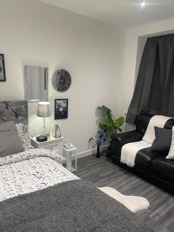 3G Homes Dagenham Luaran gambar