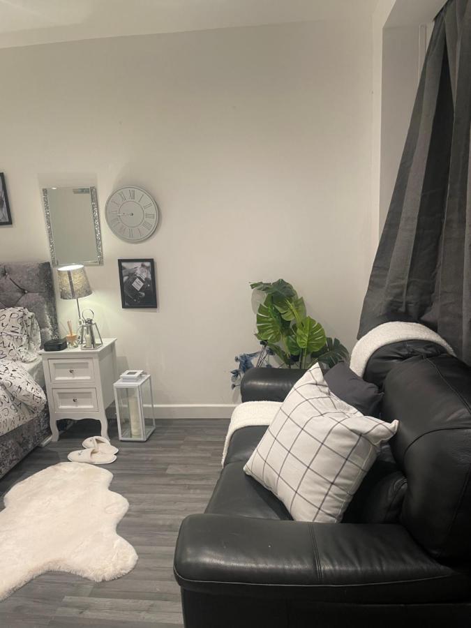 3G Homes Dagenham Luaran gambar